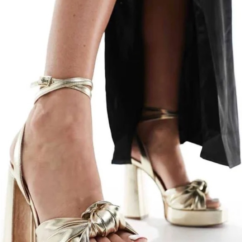 Elegant Gold Women's Heels